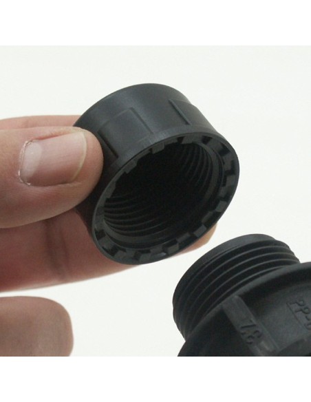 Tapón final de polietileno con rosca hembra - S&M Garden