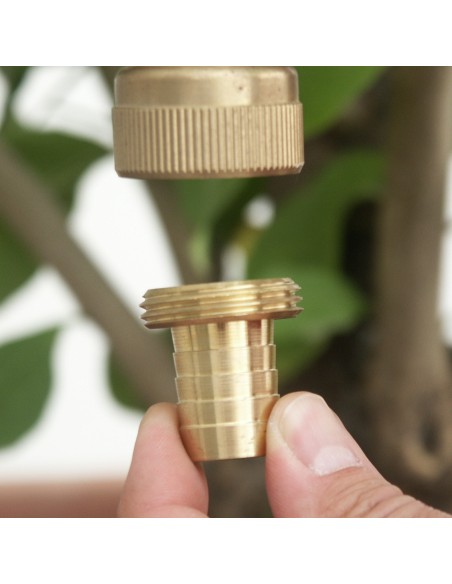 Rácor de latón con rosca macho para grifo y manguera | S&M Garden